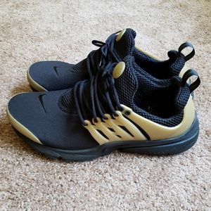 Nike Air Presto Black/Gold